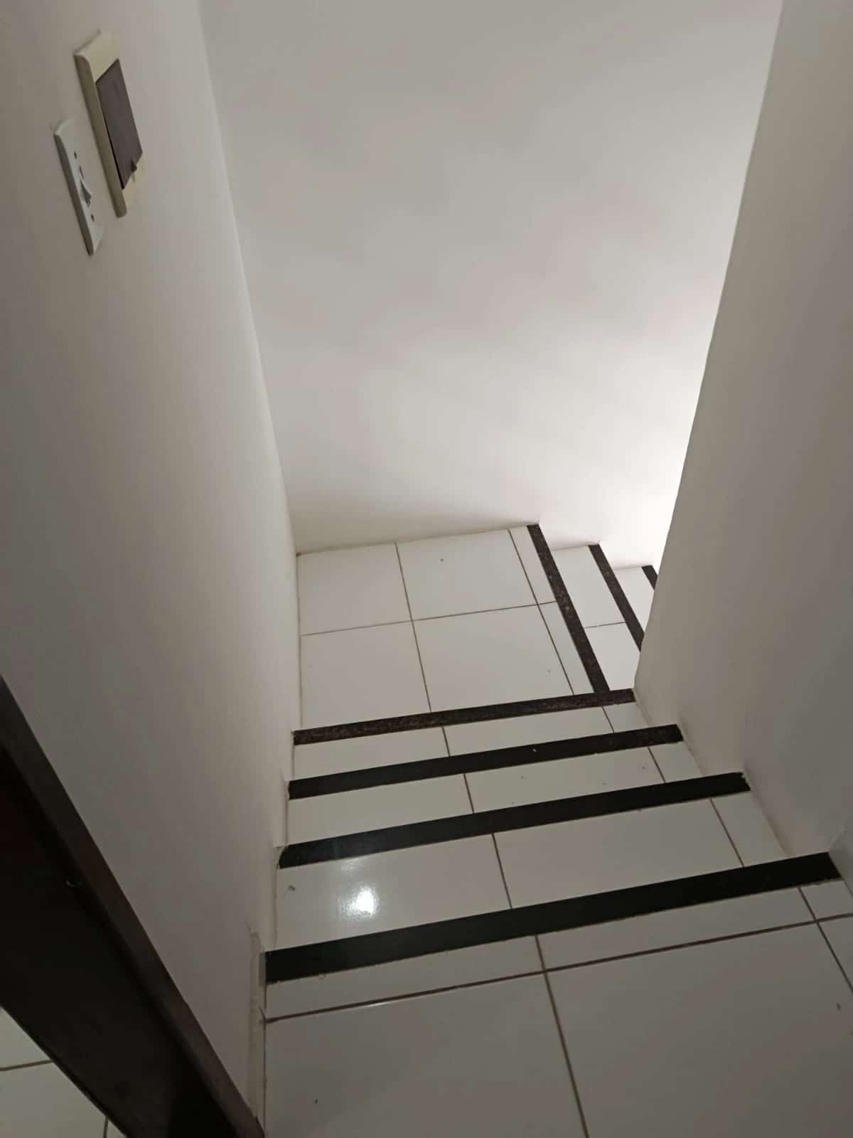 Casa duplex no cinza com 2 quartos uma casa maravilhosa e bem localizada