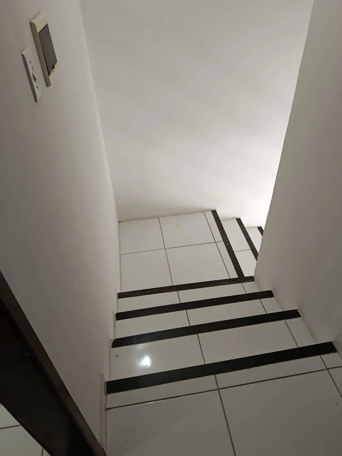 Casa duplex no cinza com 2 quartos uma casa maravilhosa e bem localizada